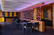 Aqua餐廳和酒吧