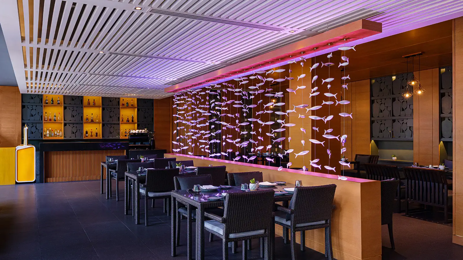 Aqua餐廳和酒吧