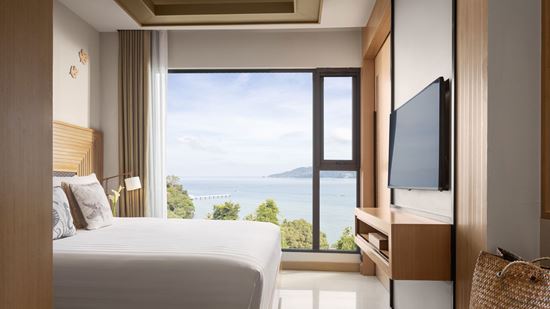 One Bedroom Suite Ocean View Coral Lounge